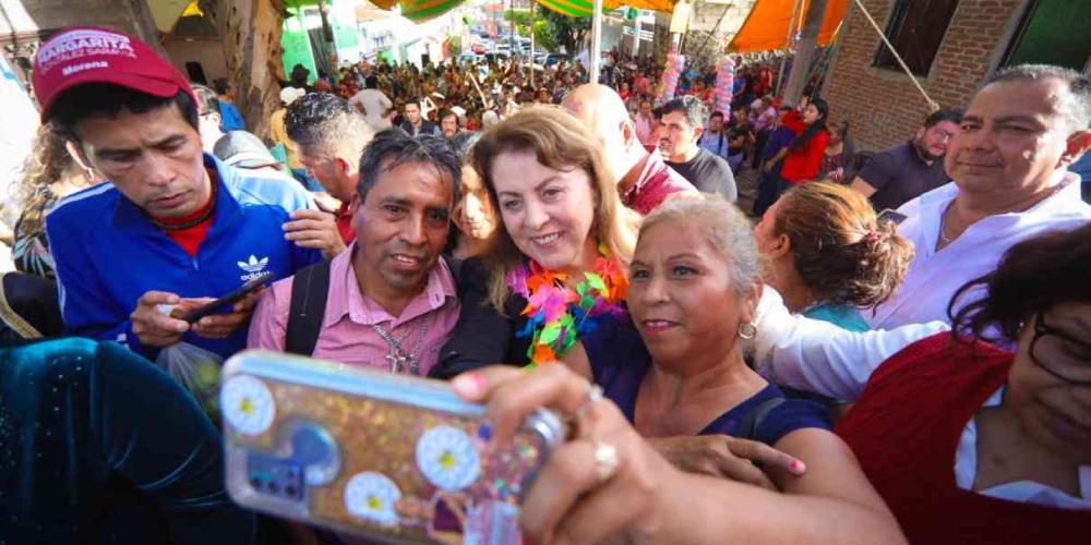 Ratifica Margarita González Saravia apoyo a familias de Cuernavaca