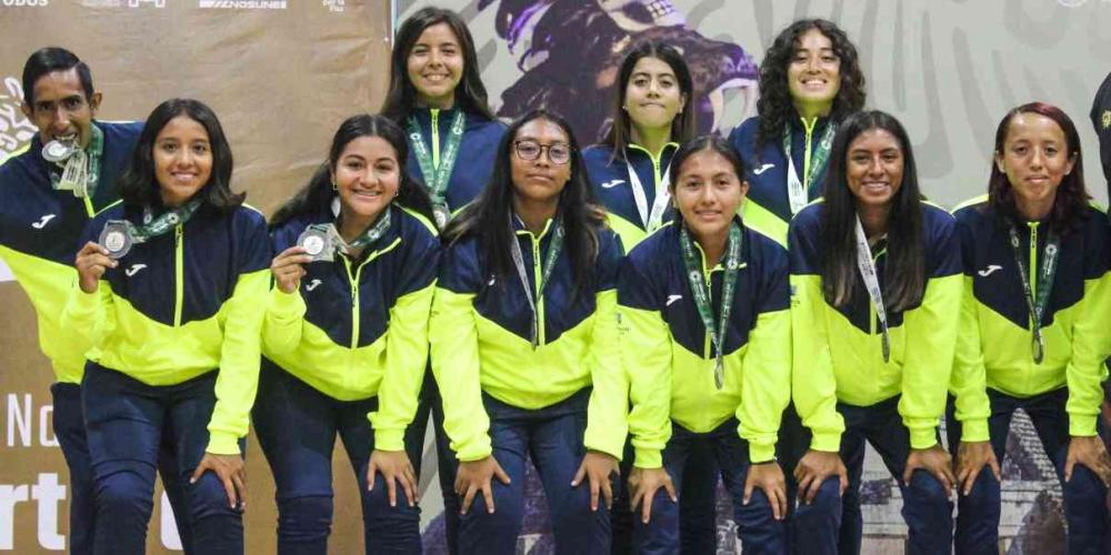 Gana plata equipo femenil en el Encuentro Indígena