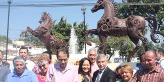 Rehabilitó Cuernavaca la glorieta “Los Caballitos”