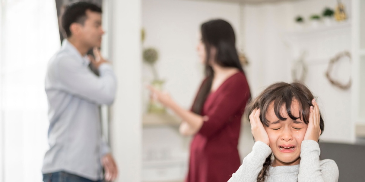 Infancias a salvo: por qué los menores no deben acudir a audiencias de divorcio