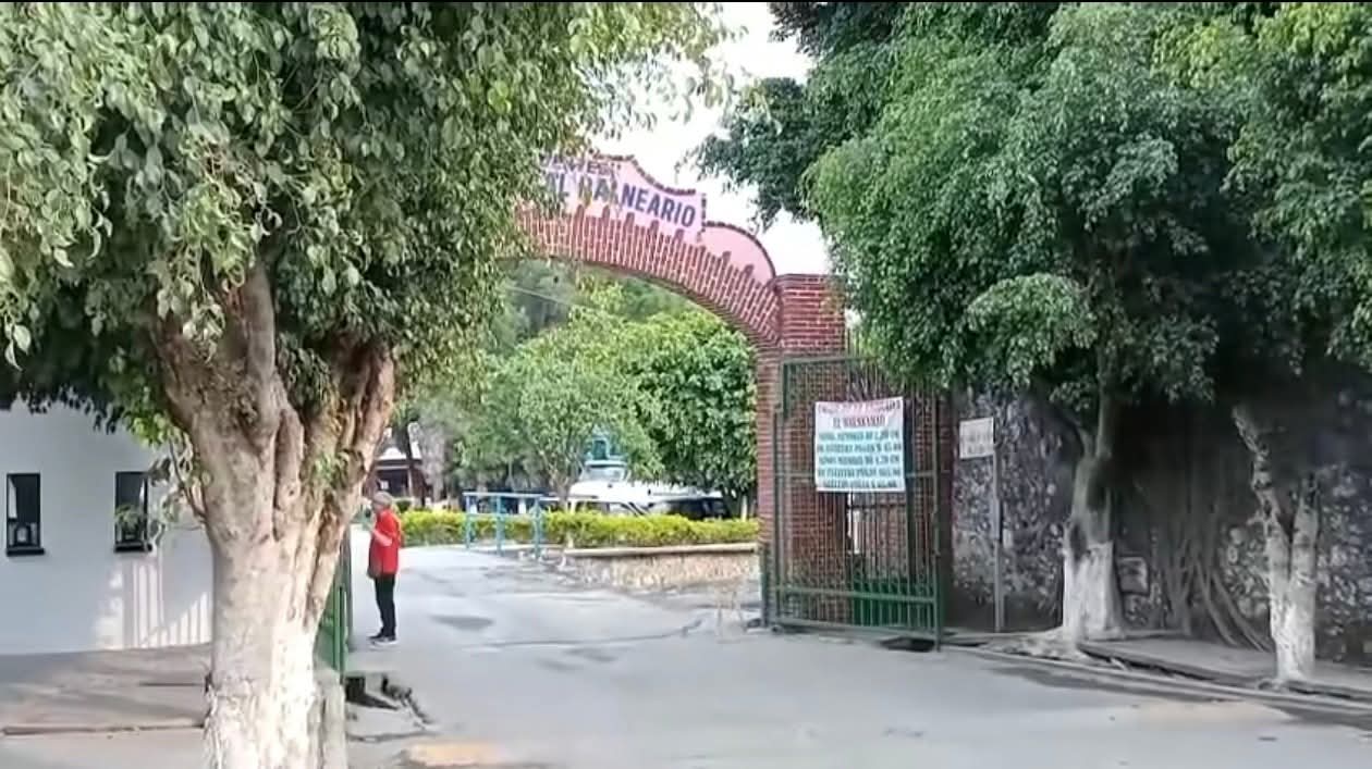 Localizan a un hombre sin vida con huellas de violencia en el Balneario Las Fuentes, en Jiutepec.