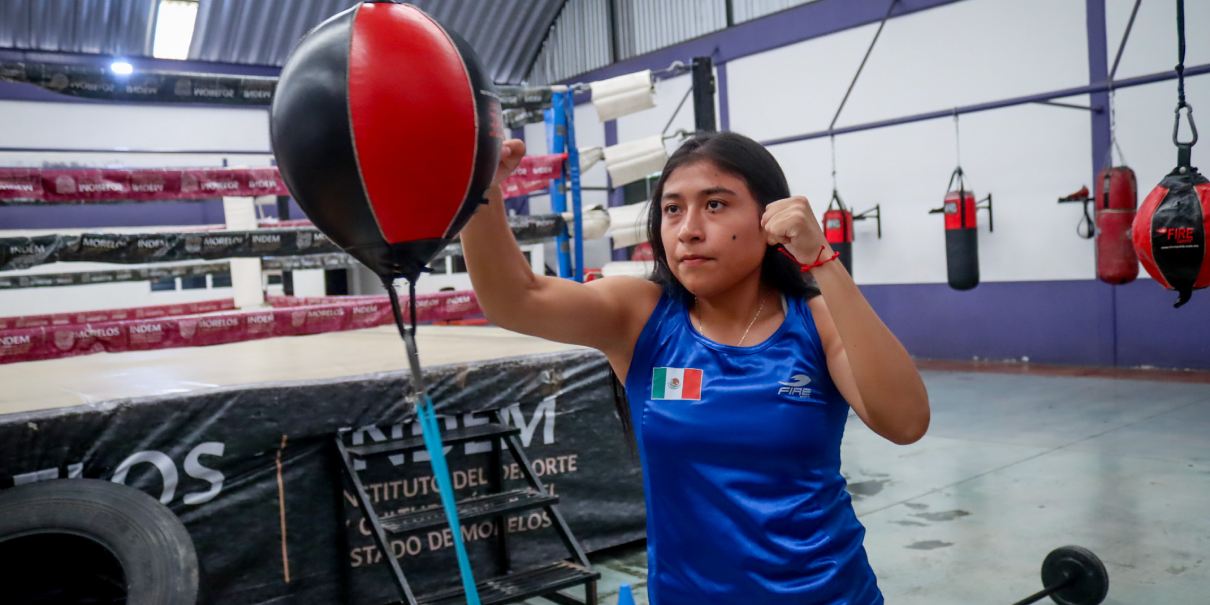 Luz Adriana Cañedo, campeona del Festival Olímpico de Boxeo y referente del pugilismo morelense