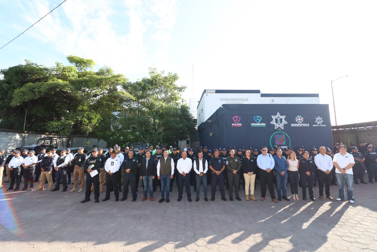 Jiutepec autoriza un aumento salarial del 4% a policías municipales y mejora los vales de despensa para fortalecer la seguridad pública.