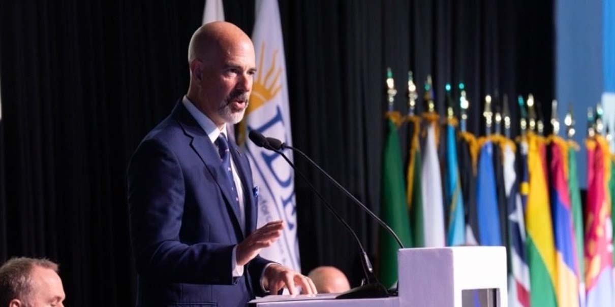 Sheinbaum acusa doble discurso del director de la DEA