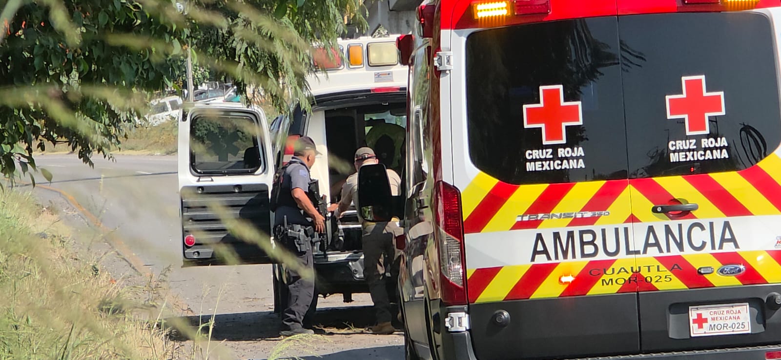 El chofer fue herido de bala y un estudiante permanece estable tras la agresión en Cuautla