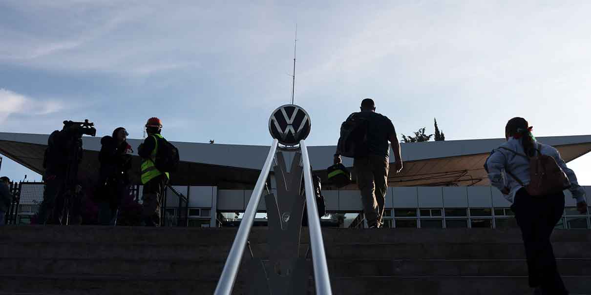 Ajuste de salarios y empleos, reto de VW