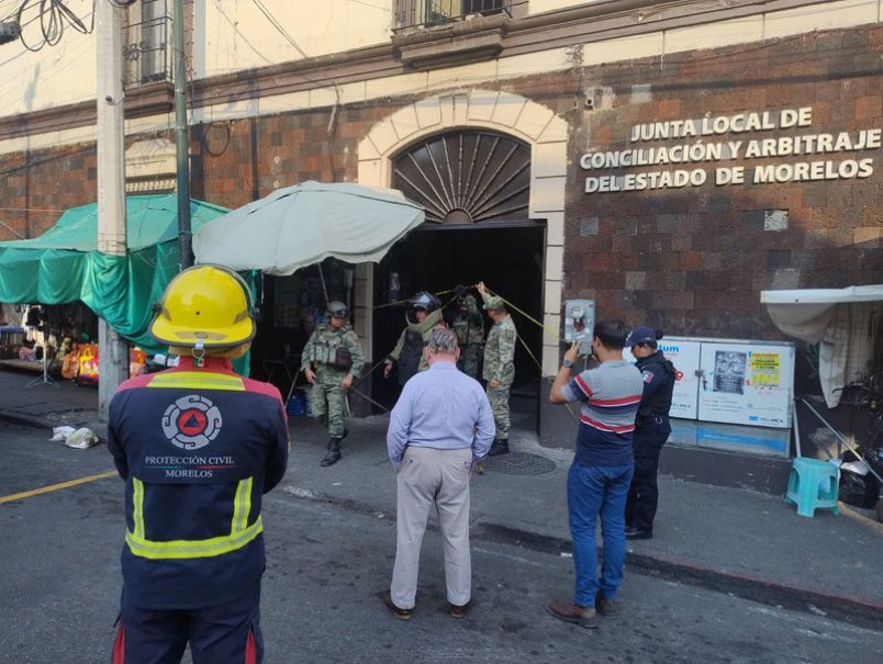 La Coordinación Estatal de Protección Civil está en proceso de que se revisen, reparen o incluso sean retirados los anuncios espectaculares