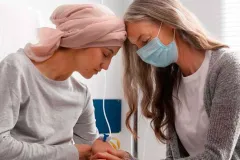 Contención emocional y su importancia en el Día Mundial del Cáncer