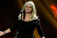 Muere Bonnie Tyler a los 75 años, la legendaria voz de "Total Eclipse of the Heart"
