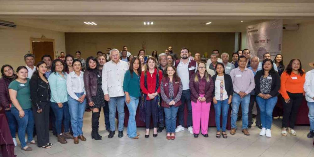 Se reúnen munícipes electos de Morena con Margarita González Saravia 