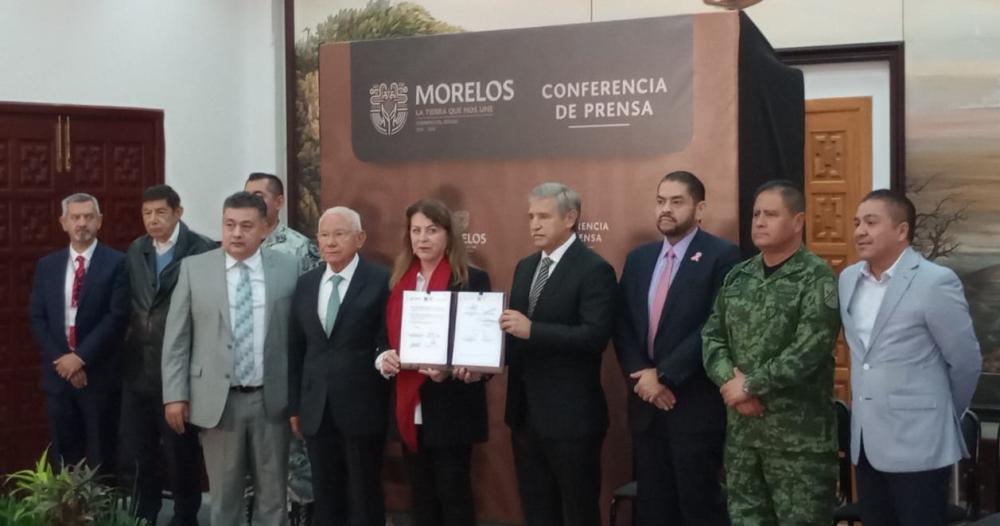 Firman convenio de seguridad Gonzáles Saravia y Urióstegui Salgado