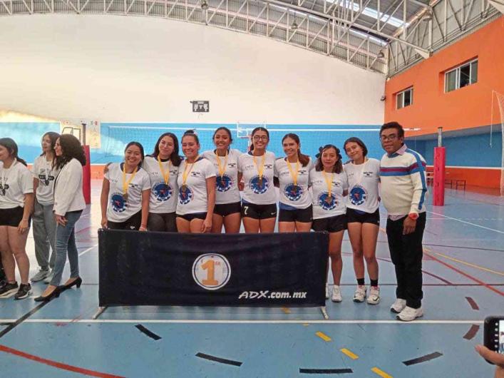 Culmina voleibol de sala y dodgeball en Copa Interfacultades 2024