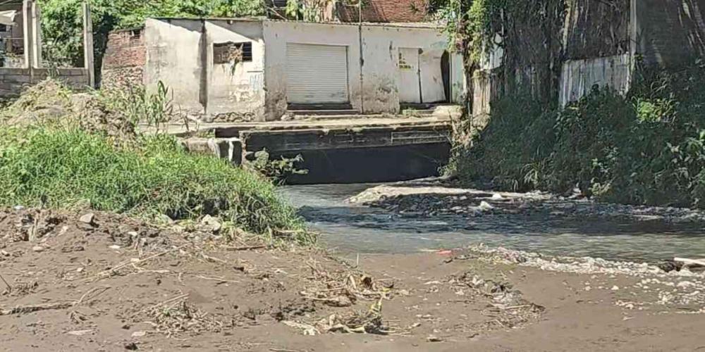 Solicitarán construcción de barda colapsada en vado de Agua Hedionda