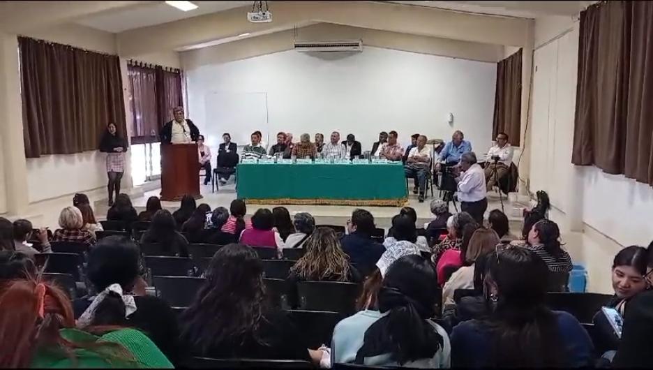 Se reúnen ex alumnos de la Normal Cuautla en el marco del 50 aniversario de la institución