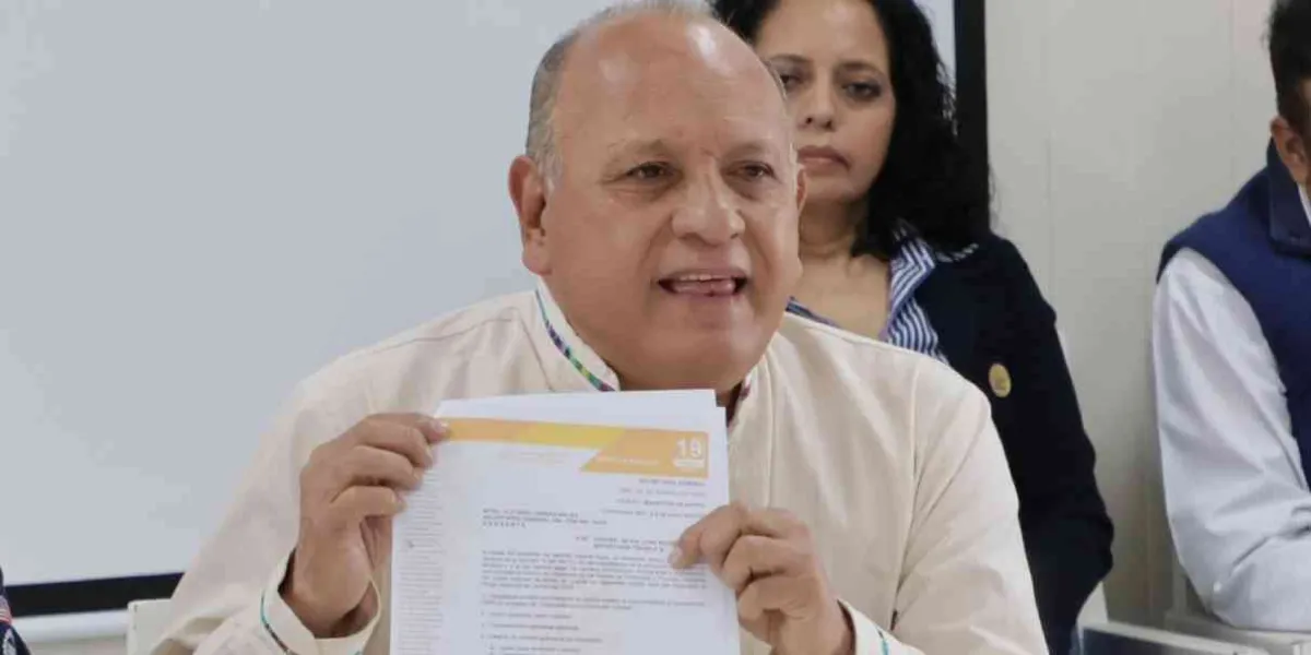 Joel Sánchez Vélez, Secretario General a de la sección 19 del SNTE, se reunió con directores de primarias, quienes le plantearon buscar vías de negociación a efecto de resolver temas de salarios, compensaciones, ajustes y seguridad en los planteles. 