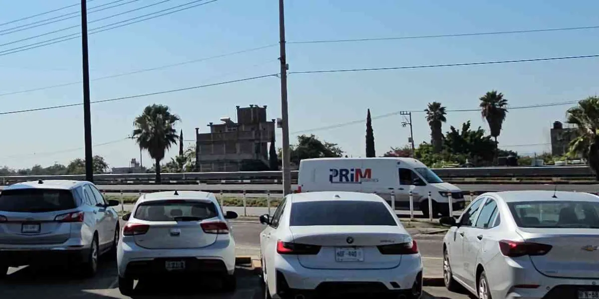 Incrementa robo de vehículos por cristalazos en plazas públicas de la heroica; autoridades emiten recomendaciones 