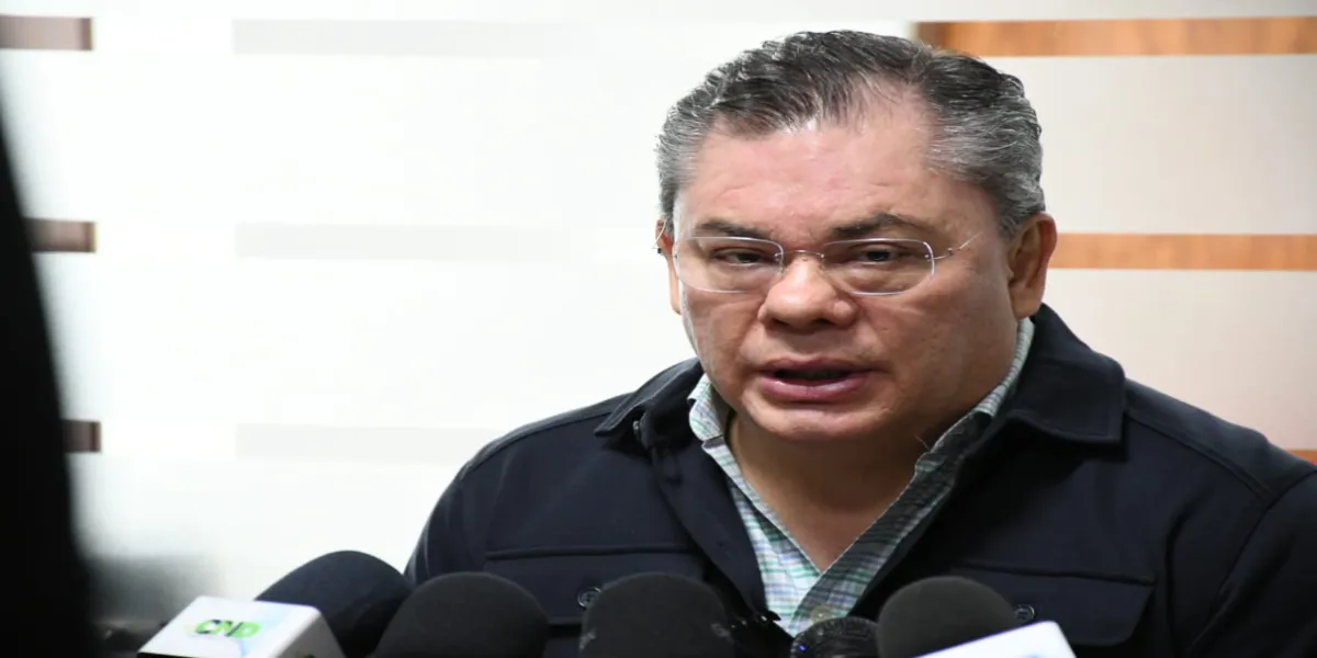 Rafael Reyes Reyes, coordinador del grupo parlamentario de Morena. 