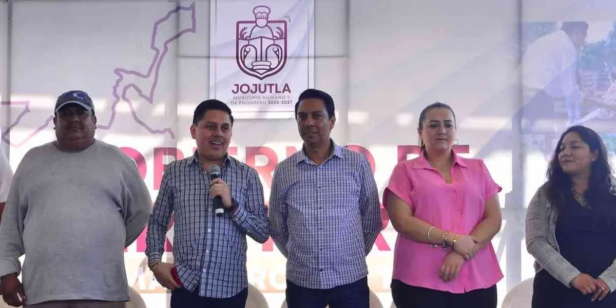 Las autoridades acudieron a la colonia Constitución del 57 para acercar los servicios a la población 