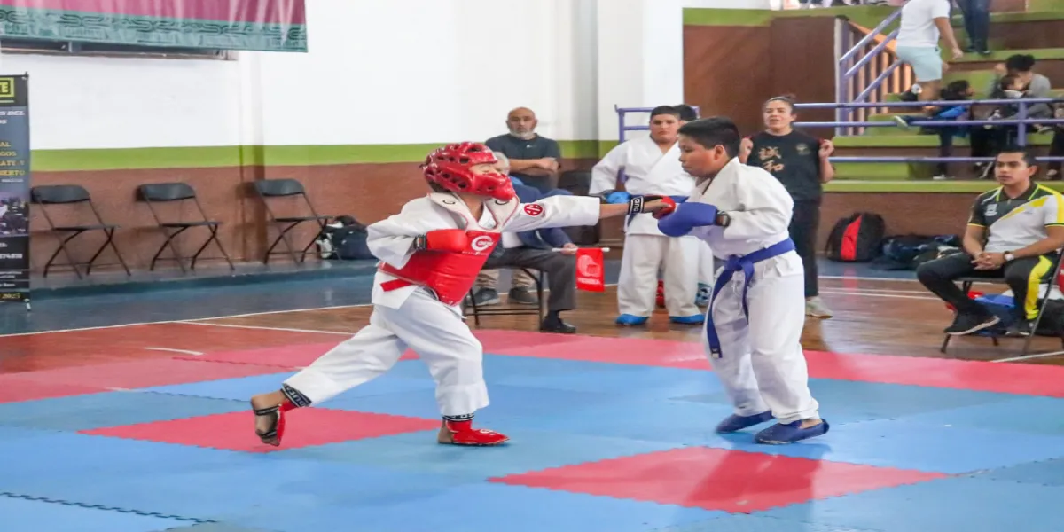 Karatecas compiten por representar a Morelos en la siguiente etapa. 