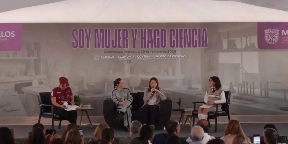 Conversatorio de MGS con la primera mujer mexicana astronauta: Katya Echazarreta