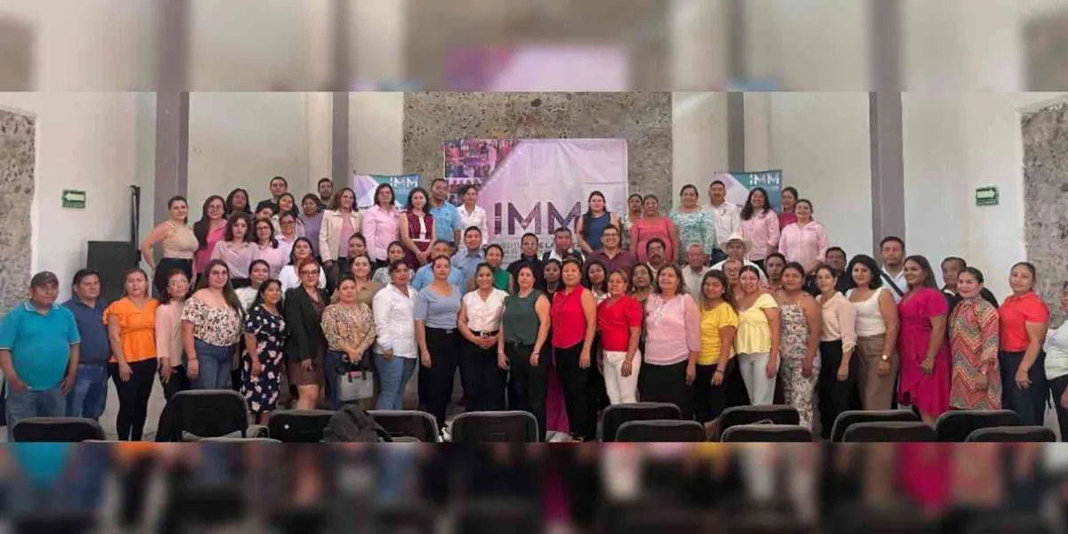 IMM reúne a más de 100 personas servidores públicos en mesa de trabajo regional