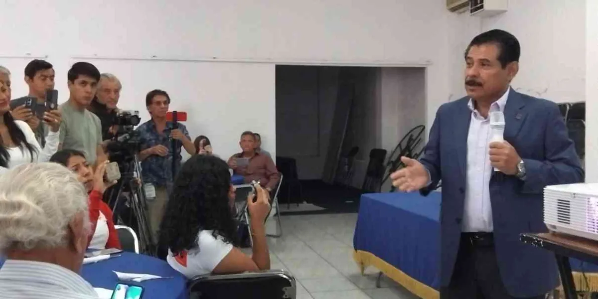 Va SNTSA a paro de brazos caídos; gobierno ofrece diálogo
