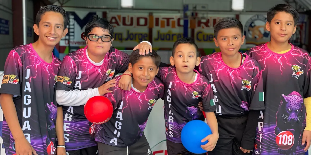 El equipo de Jaguares compitió en el torneo estatal.