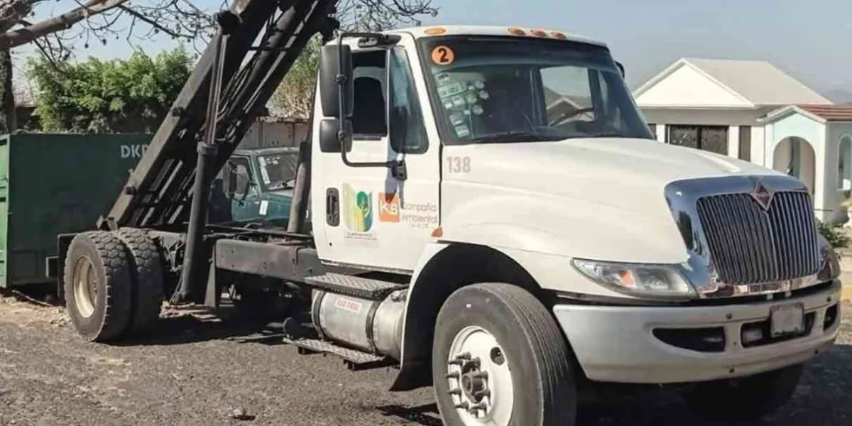 Roban camión de basura en Cuernavaca