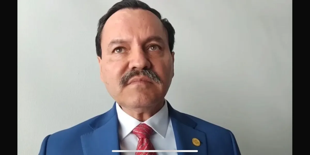 Más que prohibir, se debe exhortar a que se abstengan de difundir  los narcocorridos en Morelos, consideró el senador Angel García Yáñez