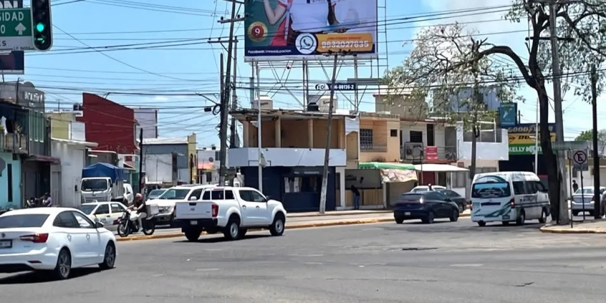 Solo 2 de 50 espectaculares cumplen medidas de seguridad: PC Cuernavaca