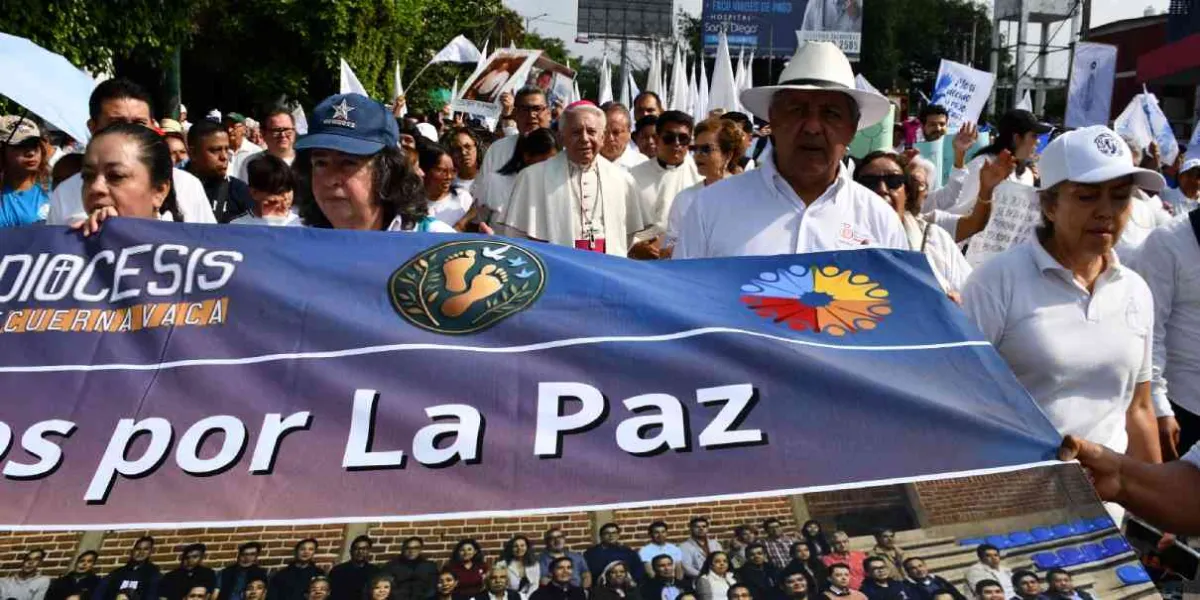 Marea blanca contra la violencia: marchan miles por la paz