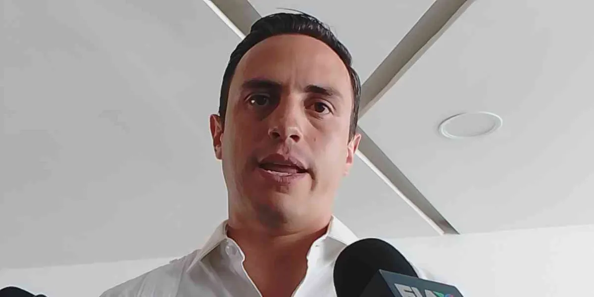 Prohibir narcocorridos en público y privado, propone Daniel Martínez