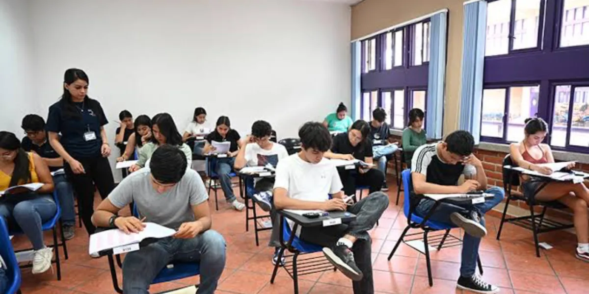 Disfrutarán de vacaciones de verano más de 40 mil estudiantes universitarios 