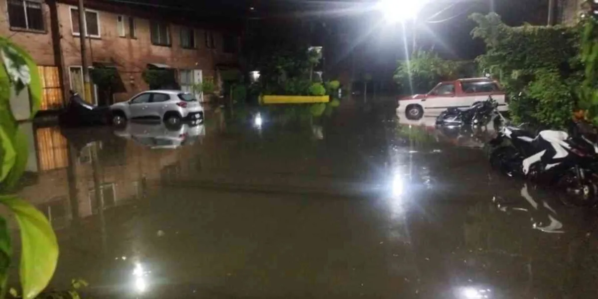 Inundaciones en Xochitepec son provocadas por basura de otros municipios: ‘Chalo’ Flores
