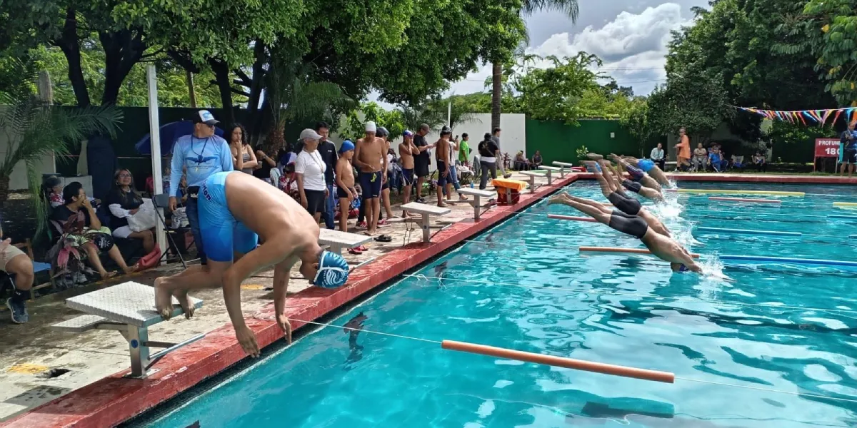 Promueven el deporte en instalaciones de Cuautla.