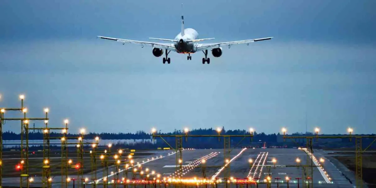 Boletos de avión a EU, más caros