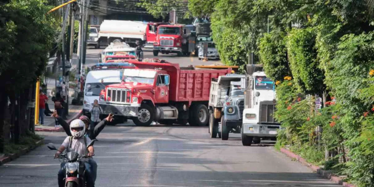Urióstegui dispuesto al diálogo ante bloqueo de transportistas