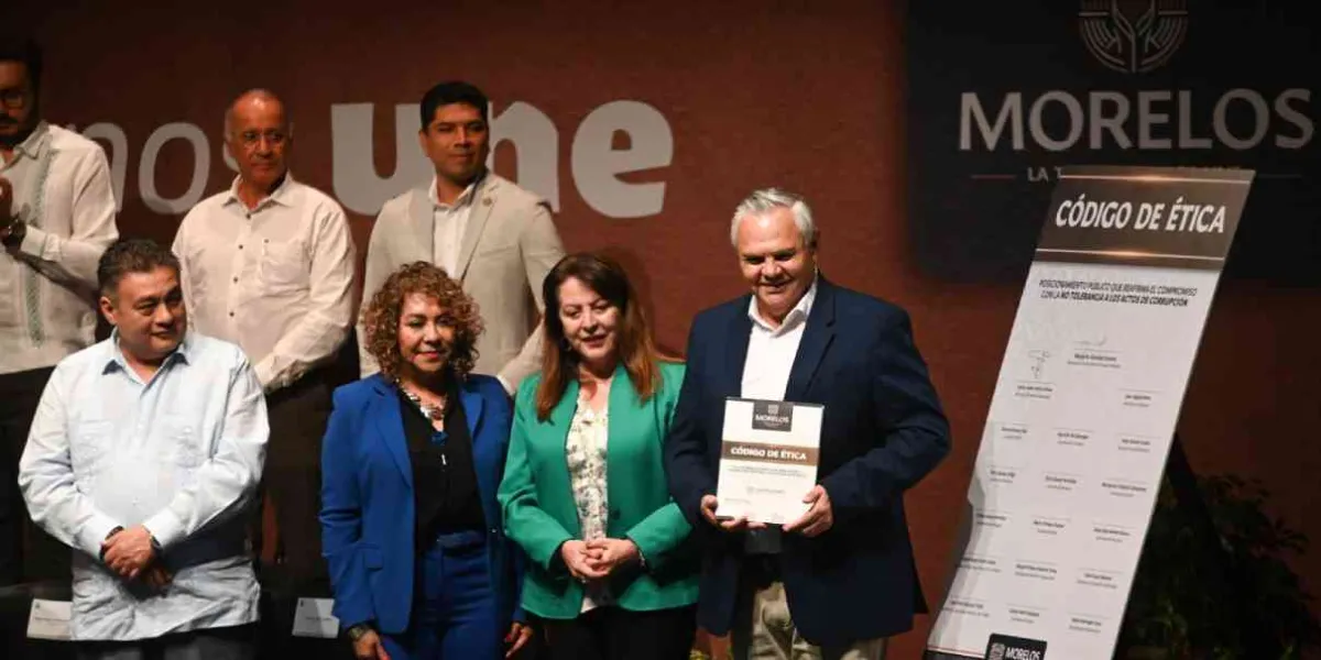 González Saravia fortalece la ética y la transparencia en el servicio público