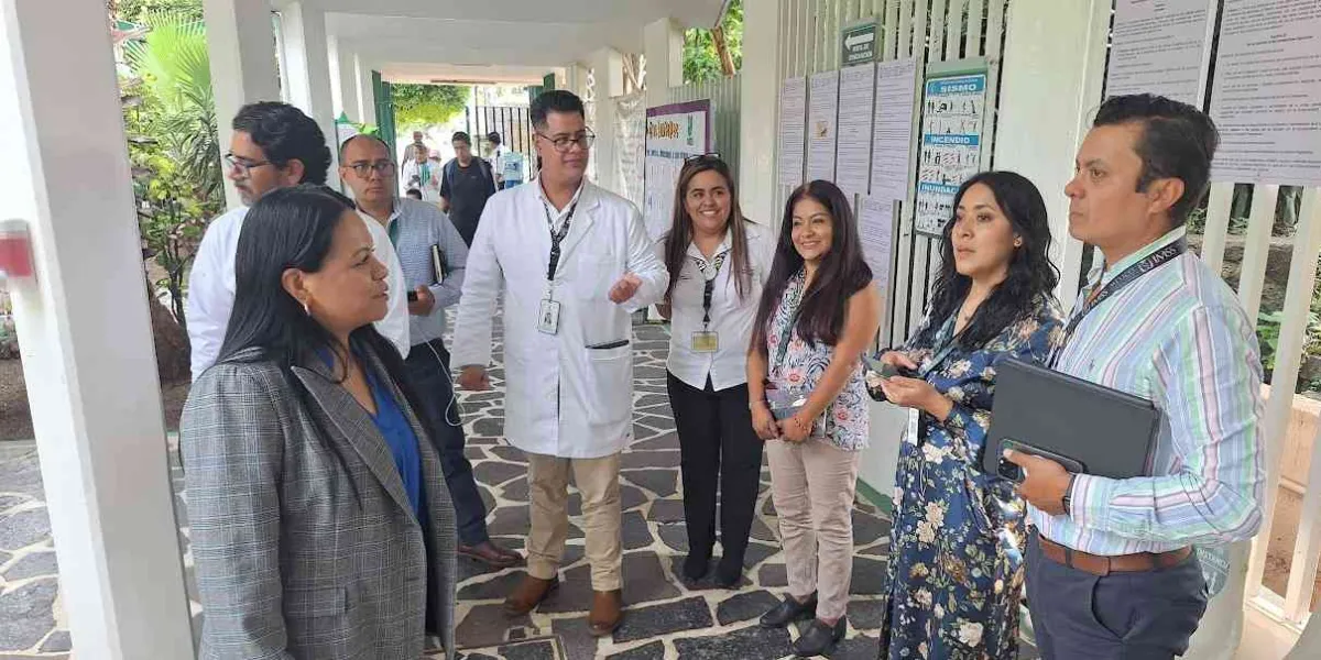 Recorren autoridades del IMSS la UMF 3 de Jiutepec