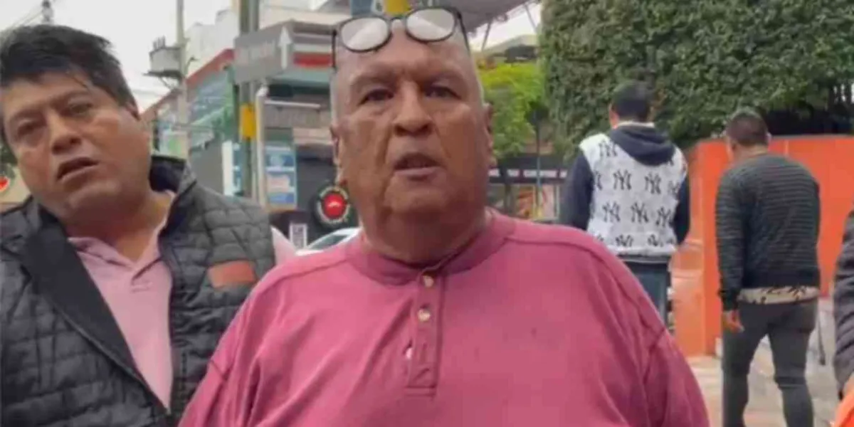 Taxistas bloquean Plan de Ayala en rechazo al nuevo gafete de MyT
