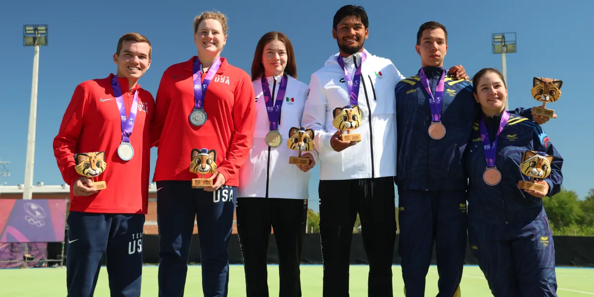 Máximo Méndez es parte del equipo nacional de tiro con arco que ganó la medalla de oro.
