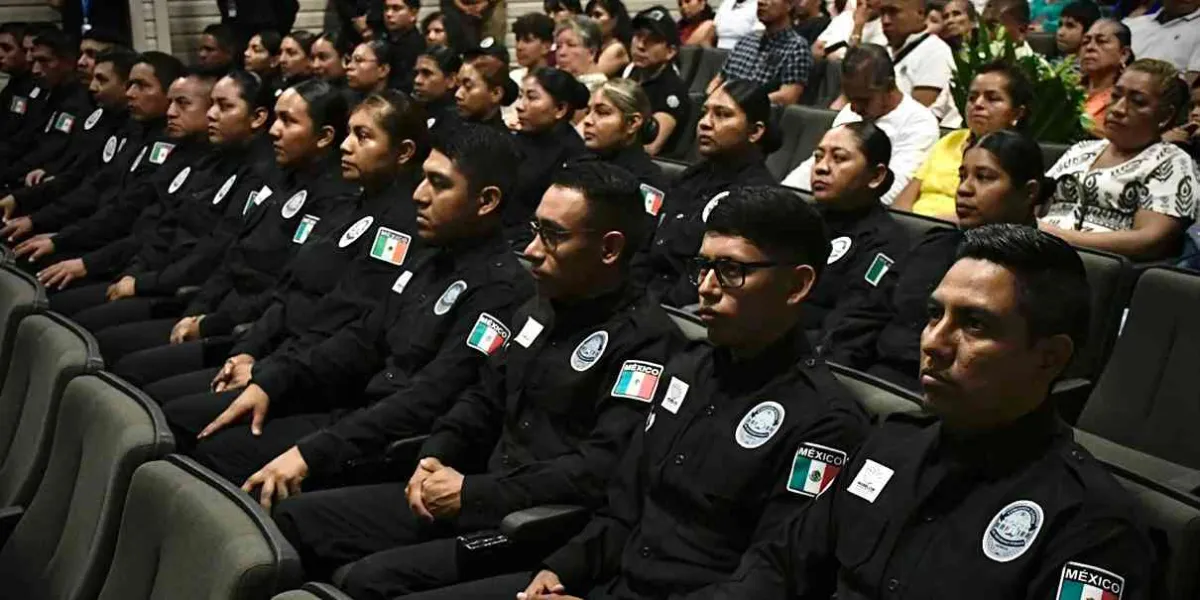 Se gradúan 28 nuevos custodios para reforzar Centros de Reinserción Social