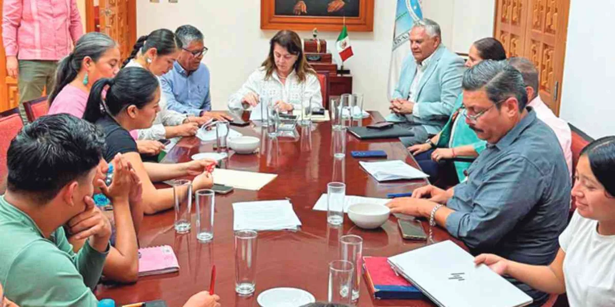 Acuerdos entre Poder Ejecutivo y normalistas de Amilcingo