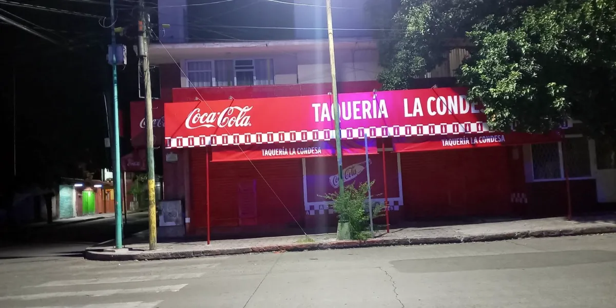 La taquería “La Condesa” en Cuautla cierra por presuntas extorsiones del “cártel del papelito”, reflejando la inseguridad y el impacto económico en el municipio.