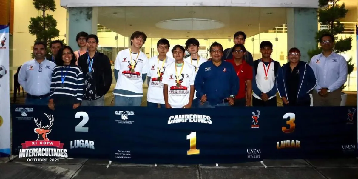 La Escuela de Técnicos Laboratoristas gana la competencia de ajedrez de la XI Copa Interfacultades 2025 en la UAEM, evento que reunió a los mejores talentos universitarios.