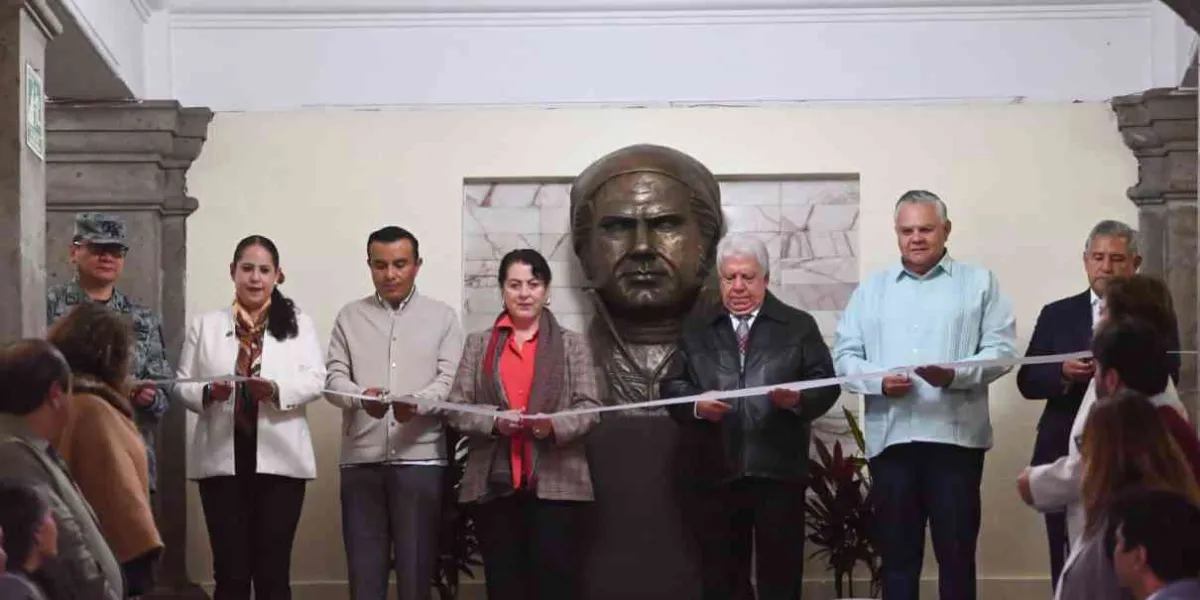Conmemoran el 260 aniversario del natalicio del generalísimo José María Morelos y Pavón