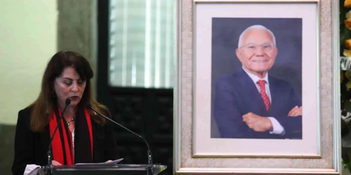 Enluta a Morelos la partida de Juan Salgado Brito
