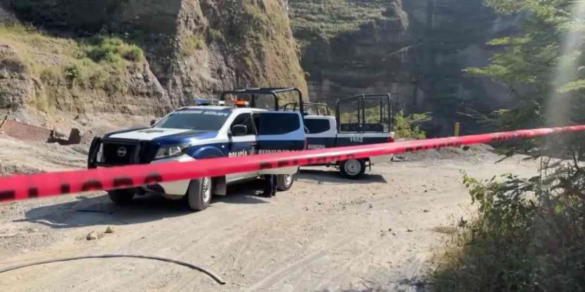 Hallan cadáver enterrado en obra de colonia Ruiz Cortines