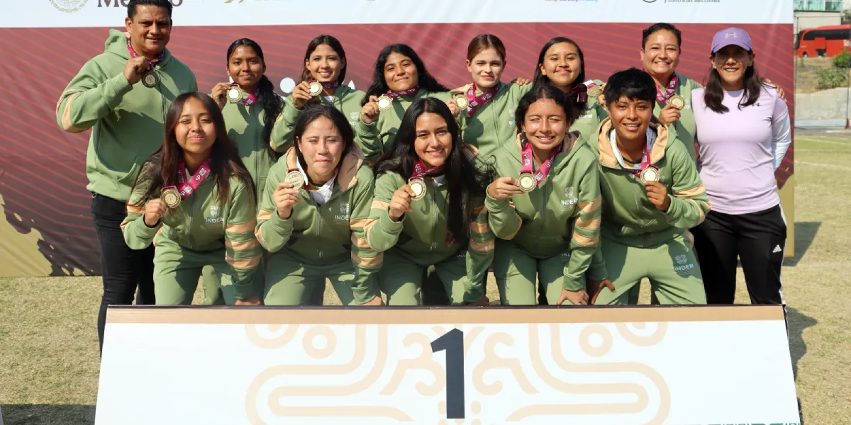 Futbolistas morelenses ganan oro en los Juegos Nacionales Populares 2025, destacando el talento juvenil de Morelos bajo la guía de Nora Rodríguez.
