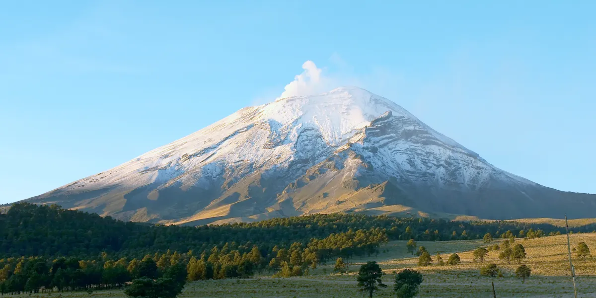 Anuncia González Saravia 120 MDP a rutas de evacuación del Popocatépetl